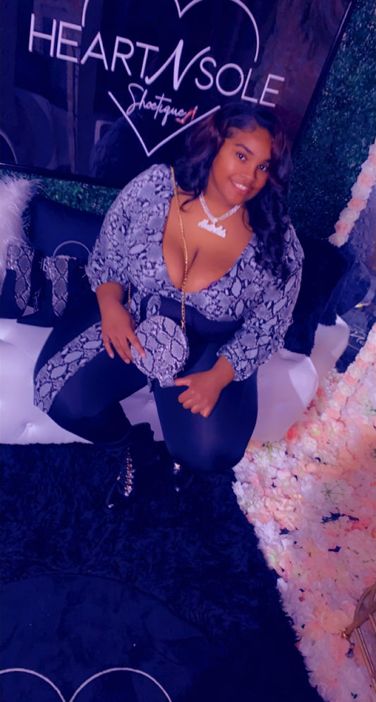 Snakes in the grass wrap top